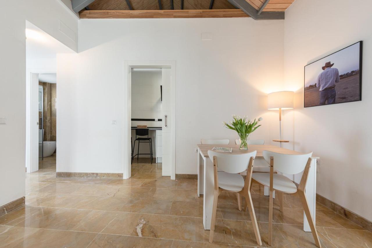 Isg Apartments Zaragoza-Free Parking 塞维利亚 外观 照片
